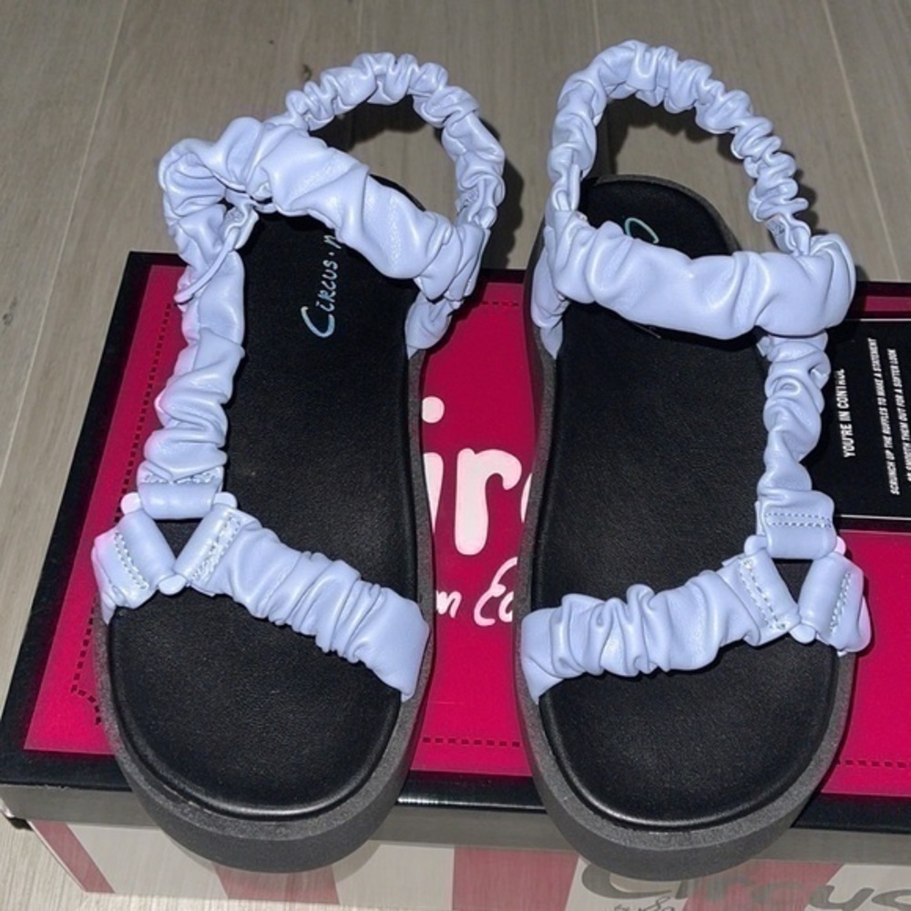 Sam Edelman Ruched Strap Sandal Light Blue - Picture 3 of 12